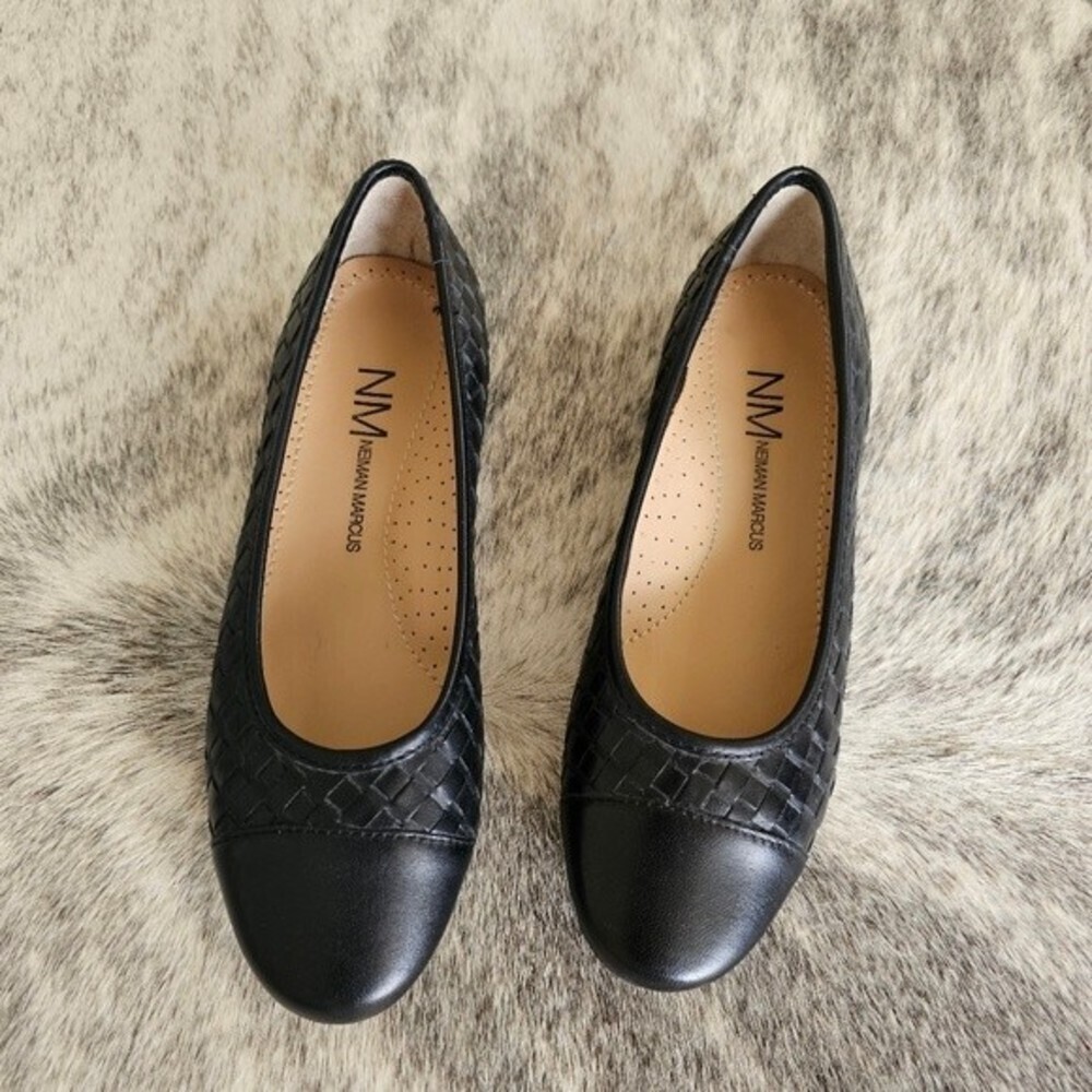 Neiman Marcus Silex Napa Leather Woven Braided Black Flats Shoes - Picture 3 of 11
